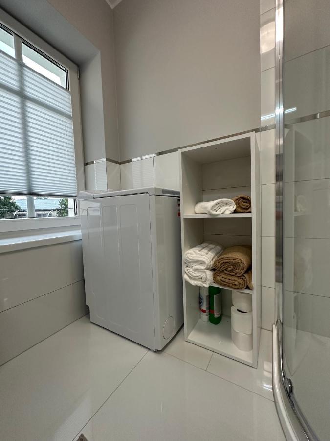 Apartament Przy Cieplickich Tezniach Jelenia Góra Extérieur photo
